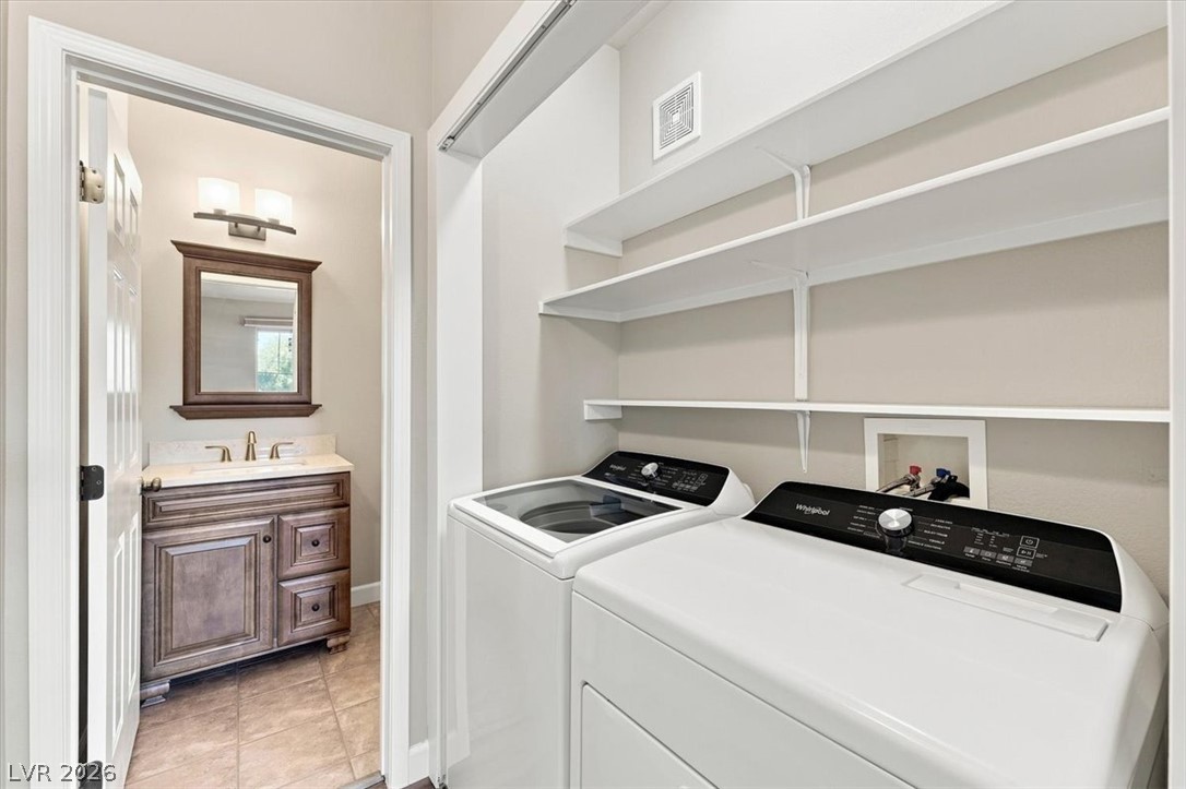 1008 Domnus Lane 202 Property Photo 16