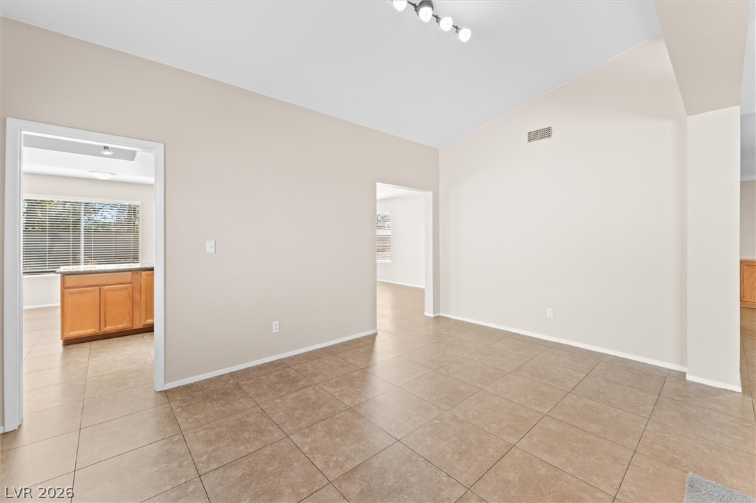 5616 Sageridge Circle Property Photo 8