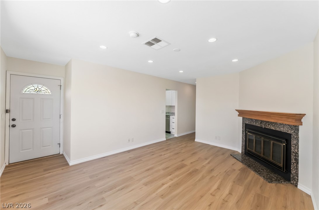 2524 Valparaiso Street Property Photo 12