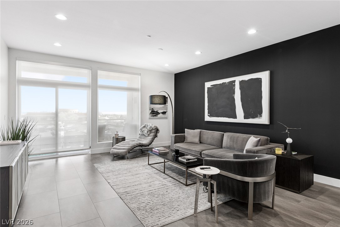 2816599 Property Photo 14