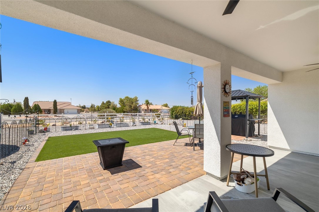 681 Indian Wells Court Property Photo 8