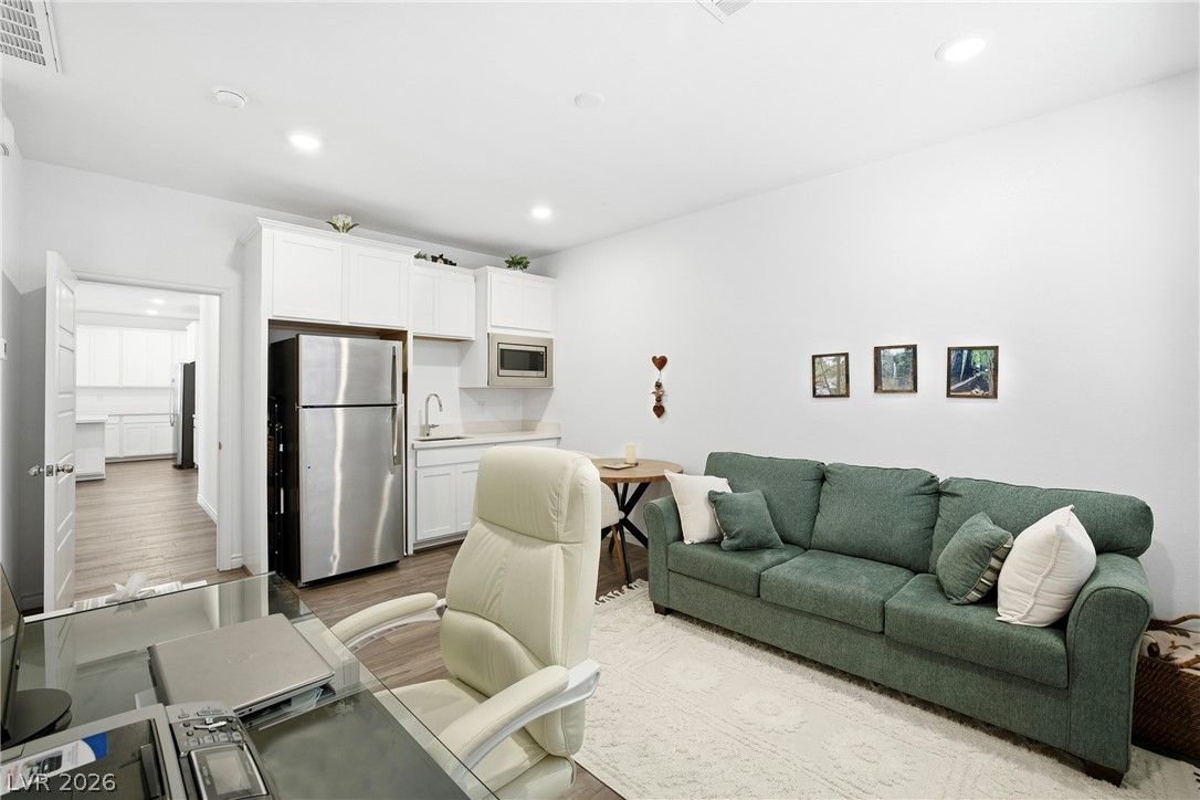 9628 Slate Peak Avenue Property Photo 14