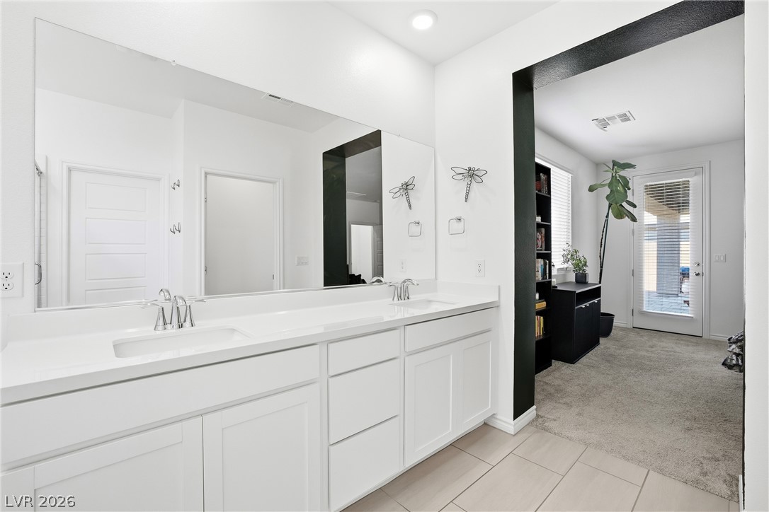 9628 Slate Peak Avenue Property Photo 26