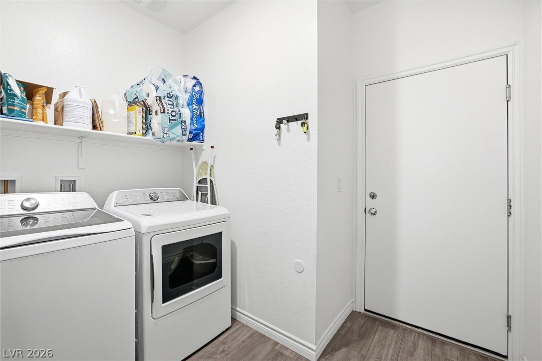 9628 Slate Peak Avenue Property Photo 32