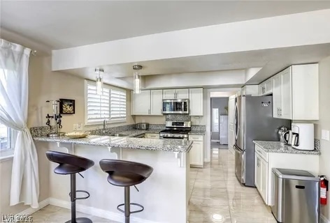 4068 Spitze Drive Property Photo 10