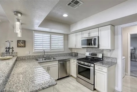 4068 Spitze Drive Property Photo 11