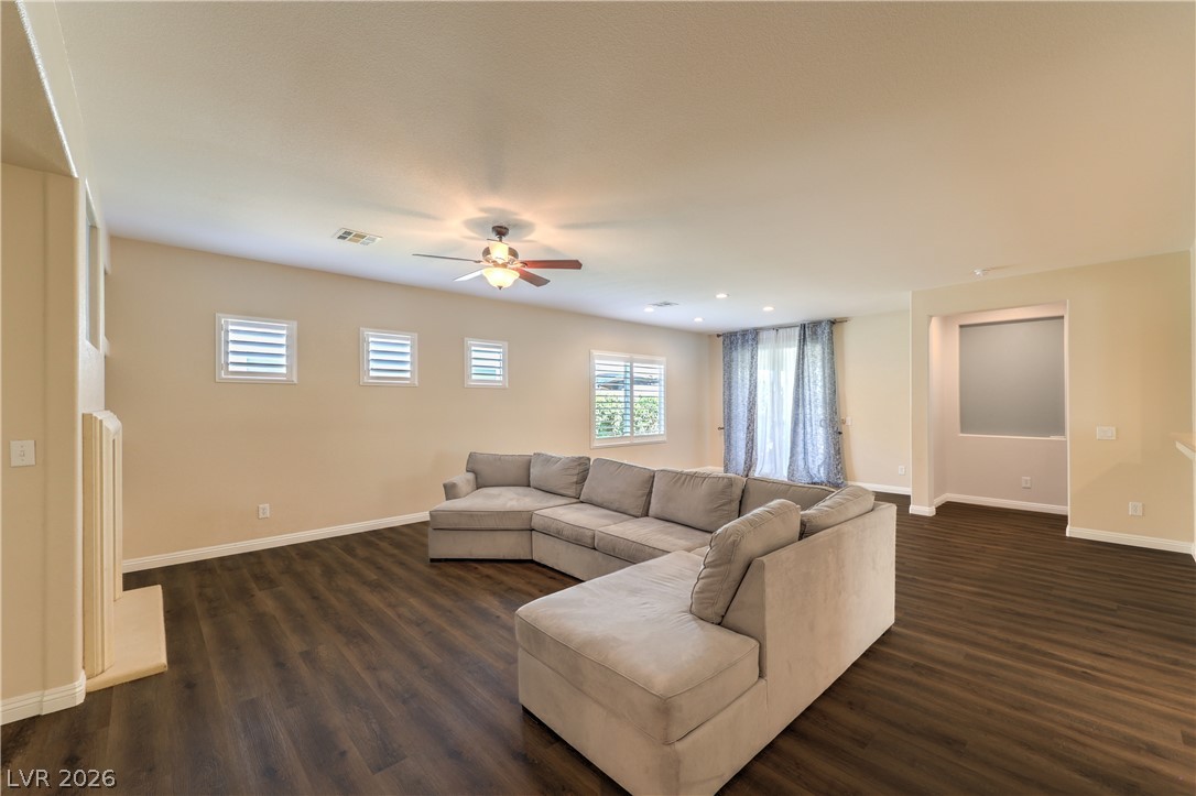 7148 Crescentville Avenue Property Photo 9