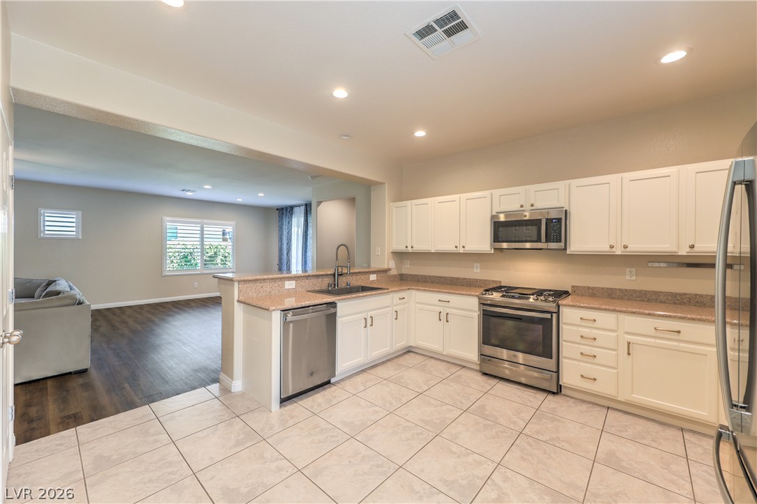 7148 Crescentville Avenue Property Photo 12