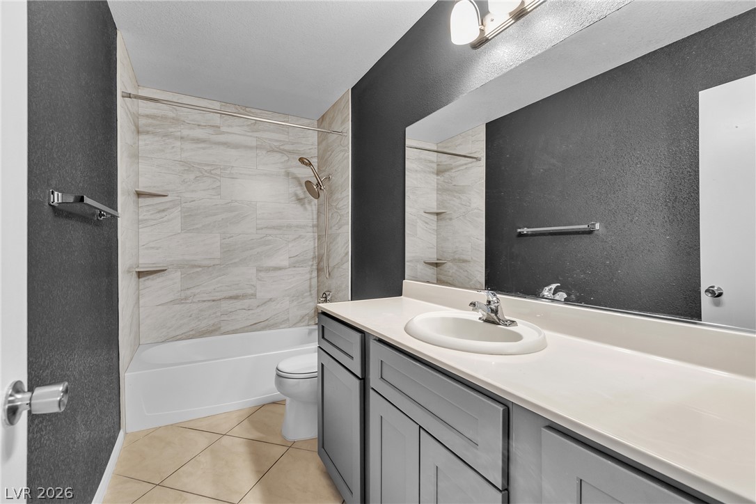 6548 Elk Creek Lane Property Photo 4