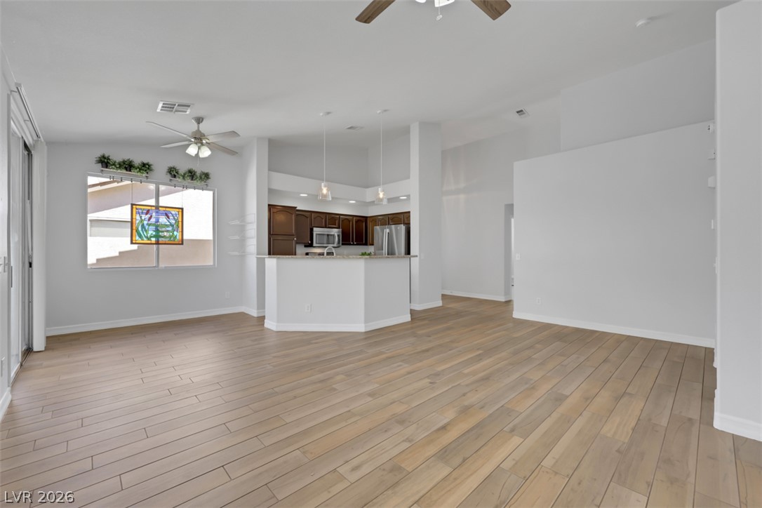 217 Crown Imperial Street Property Photo 6