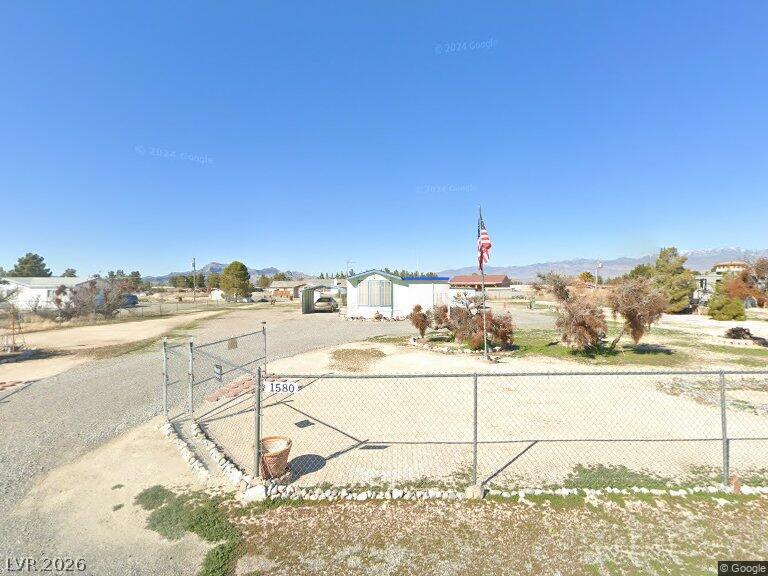 2816629 Property Photo 2