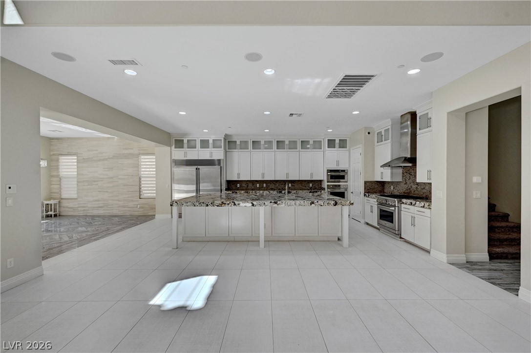 89 Olympia Chase Drive Property Photo 8