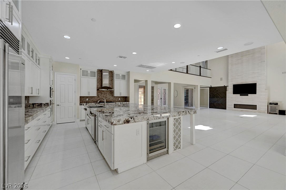 89 Olympia Chase Drive Property Photo 12