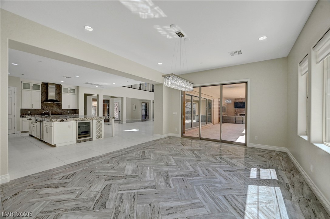89 Olympia Chase Drive Property Photo 16