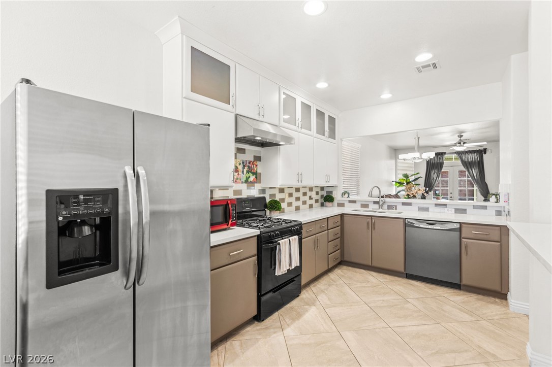 375 Golden Shore Drive Property Photo 3
