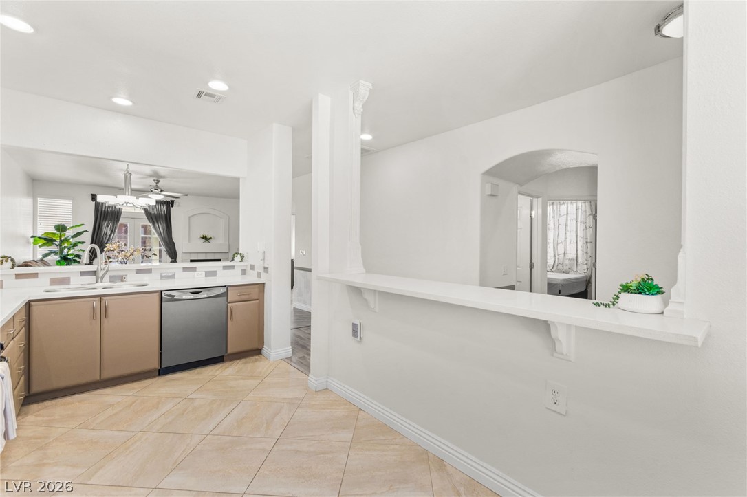 375 Golden Shore Drive Property Photo 17