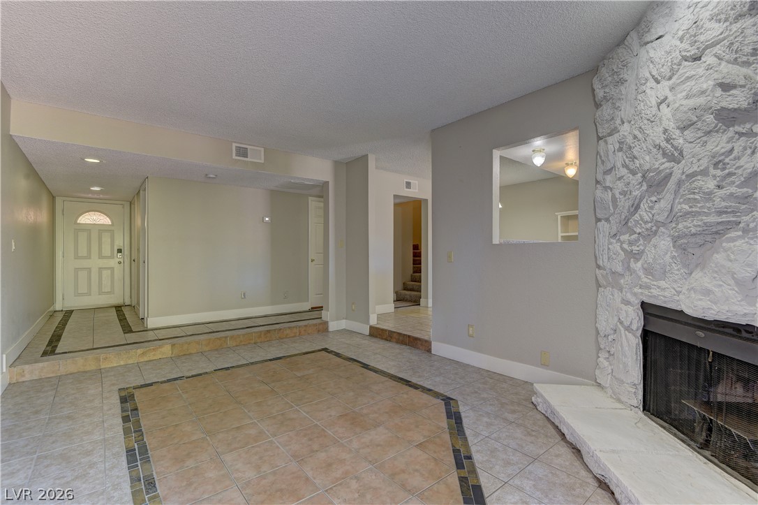 3378 Milenko Drive Property Photo 5