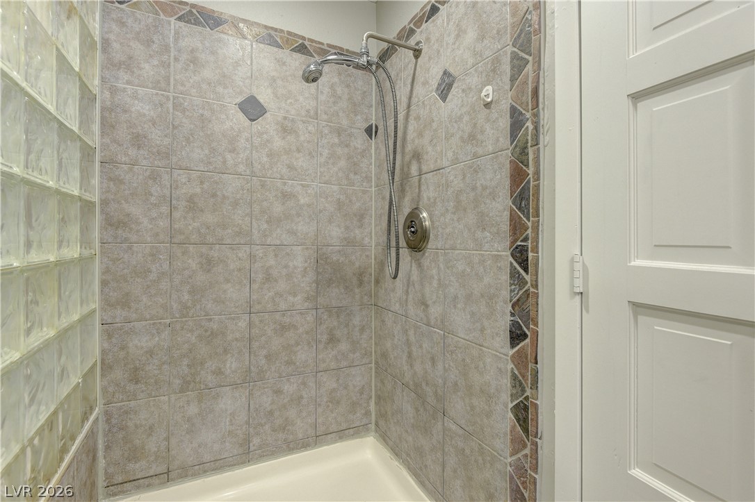 3378 Milenko Drive Property Photo 17