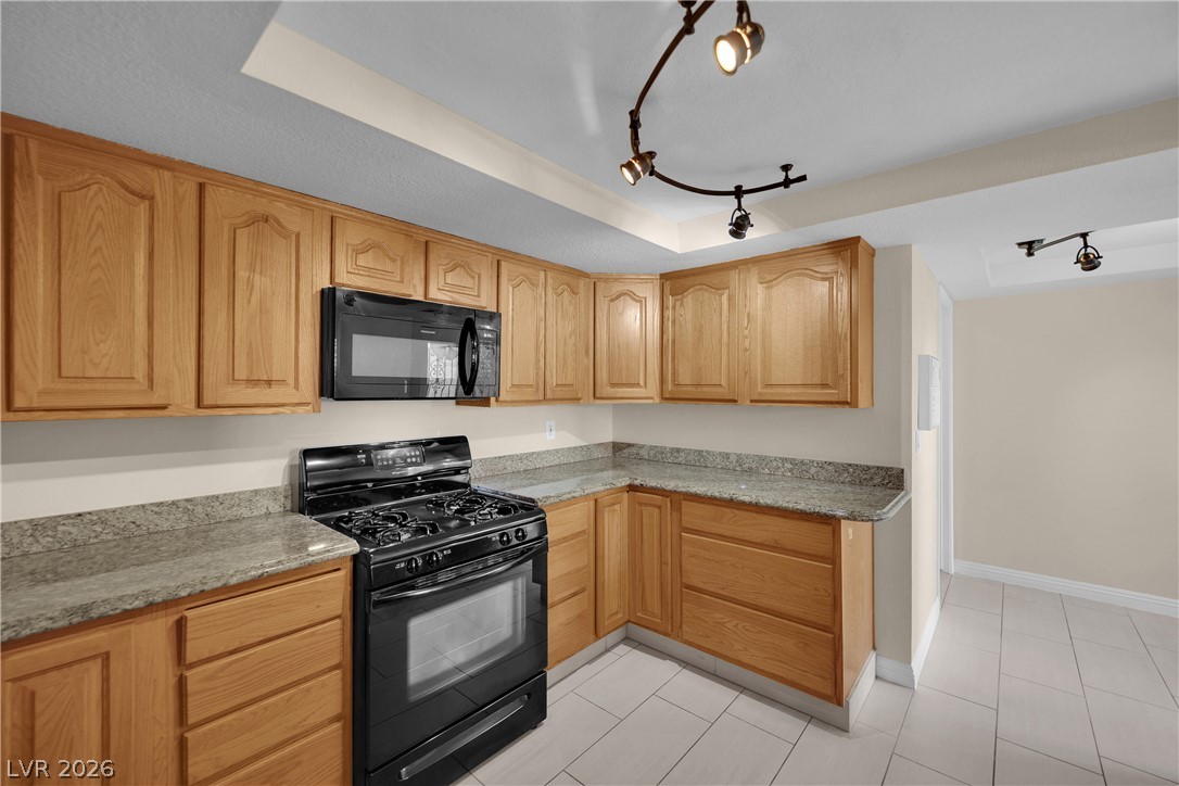3125 La Mancha Way Property Photo 12