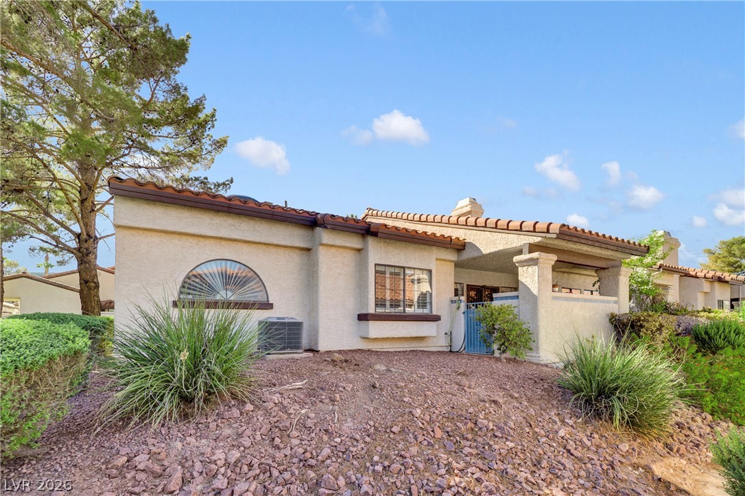 3125 La Mancha Way Property Photo 39