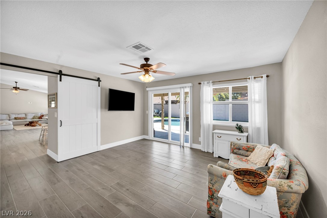 3249 Palmdesert Way Property Photo 20