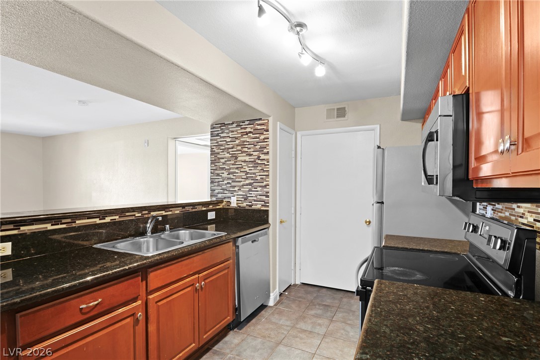 2816653 Property Photo 14