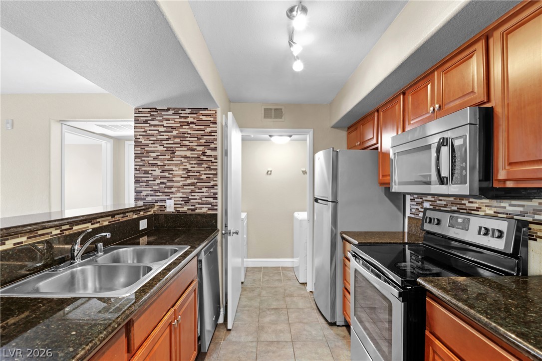 2816653 Property Photo 15
