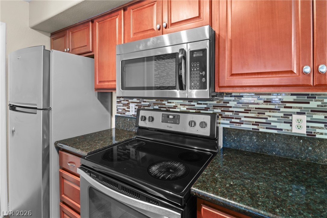2816653 Property Photo 17