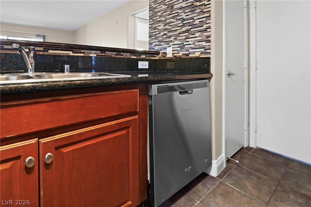 2816653 Property Photo 19