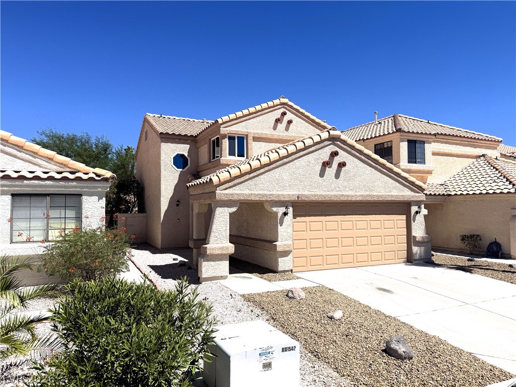 2308 Chatfield Drive Property Photo 2
