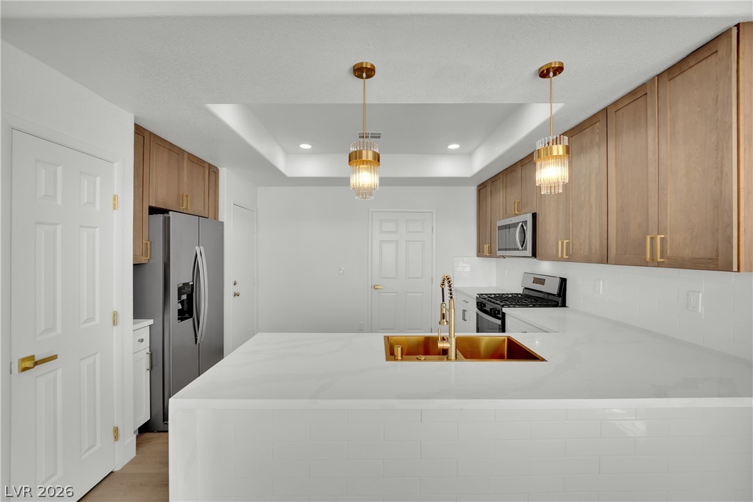 1240 Las Brisas Court Property Photo 15