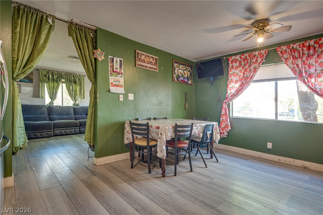 5305 Camden Avenue Property Photo 8