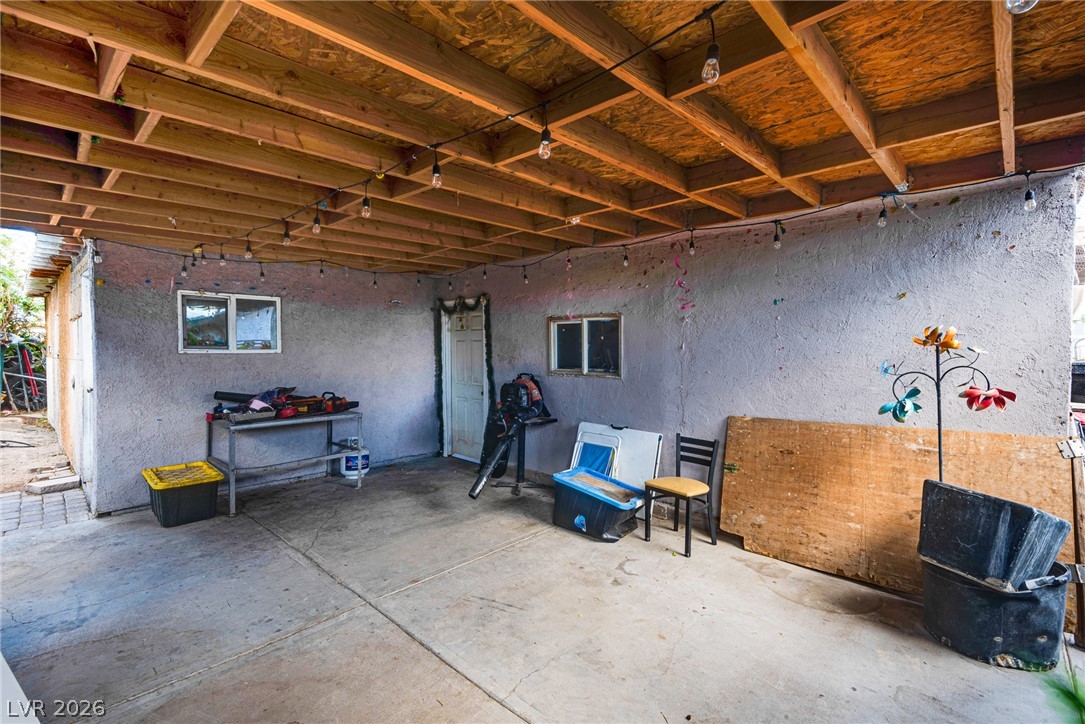 5305 Camden Avenue Property Photo 13