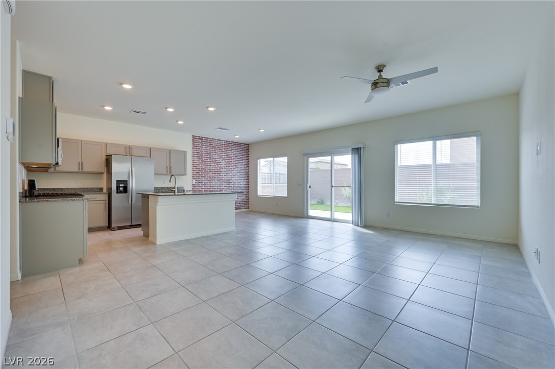 7597 Moore Creek Lane Property Photo 5