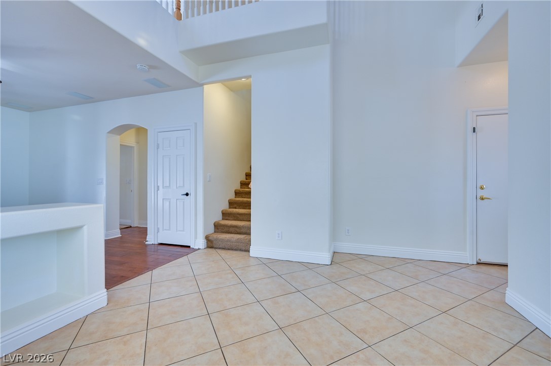 8943 Mossy Hollow Avenue Property Photo 7