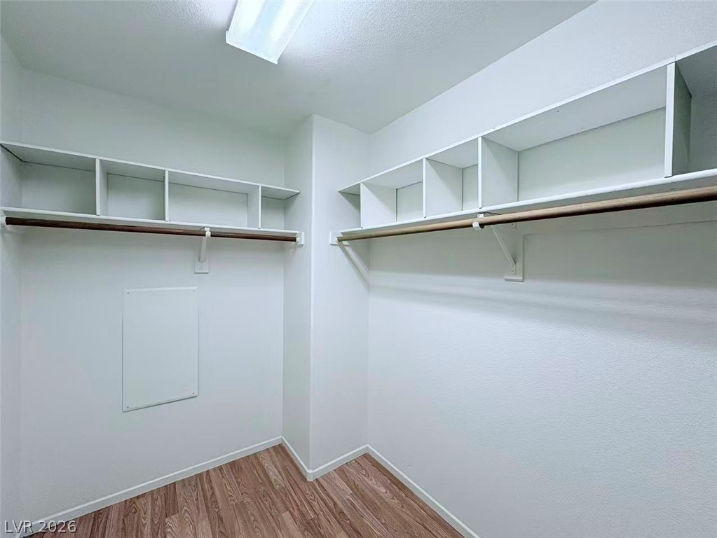 10662 Foggy Glen Avenue Property Photo 13