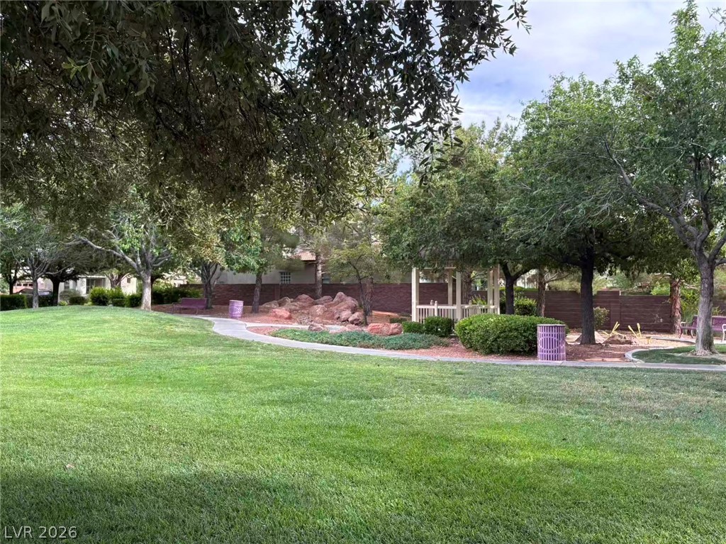10662 Foggy Glen Avenue Property Photo 23