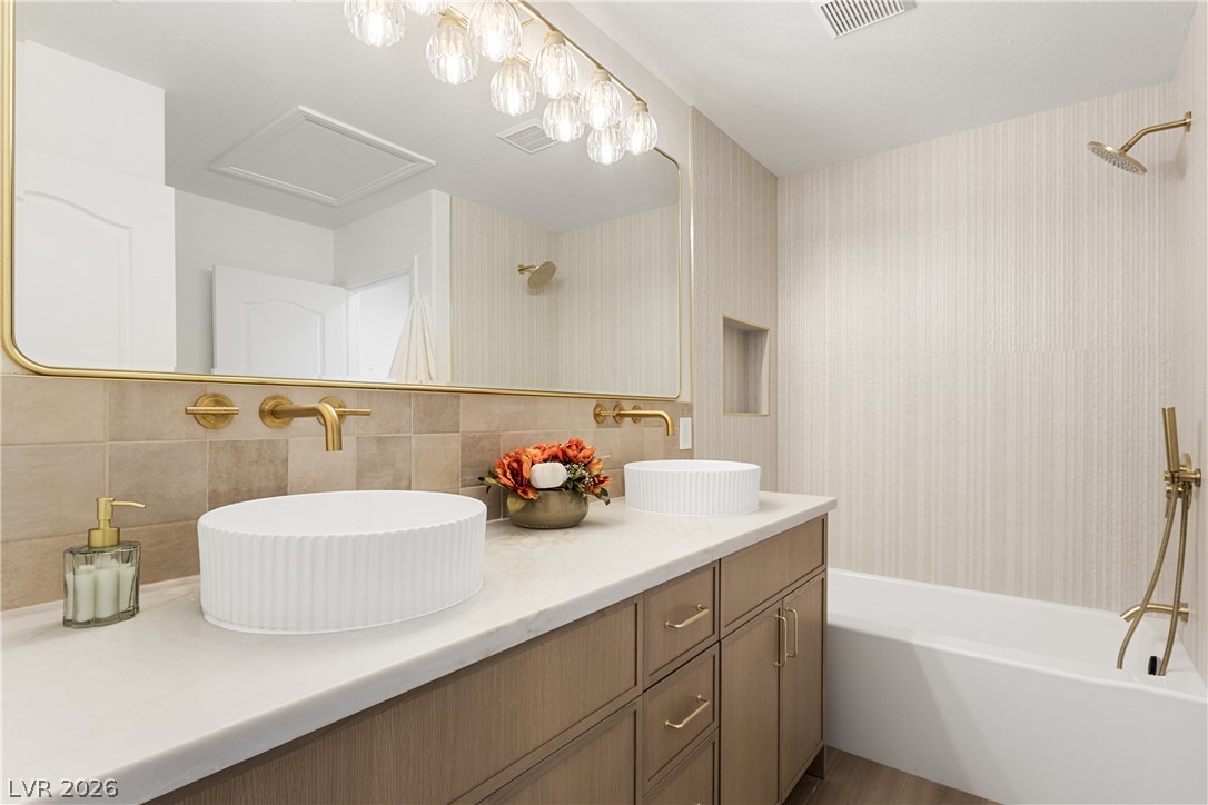 5719 Heather Breeze Court Property Photo 33