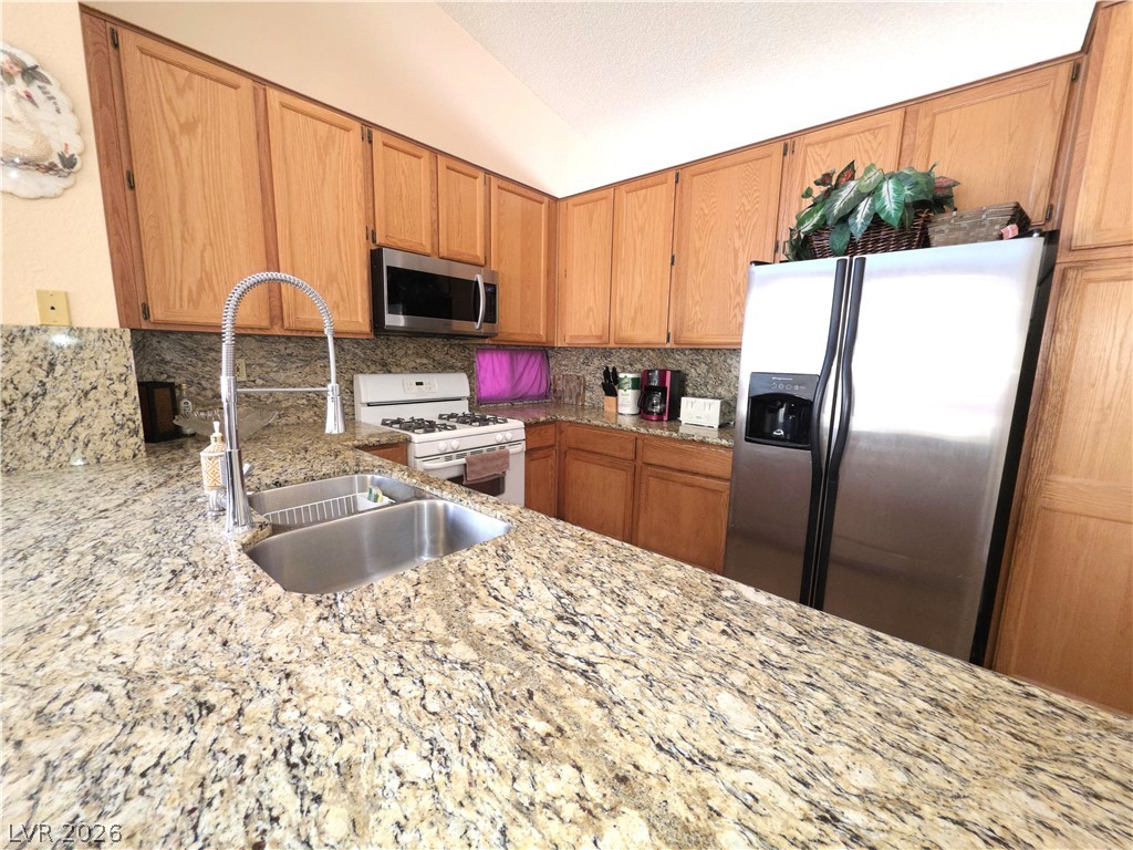 9408 Shellfish Court Property Photo 6