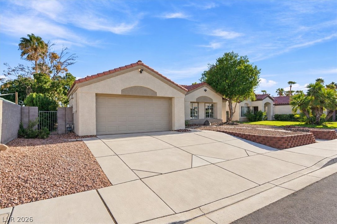 4517 West La Madre Way Property Photo 2