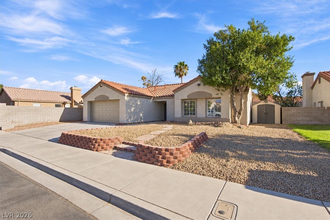 4517 West La Madre Way Property Photo 3