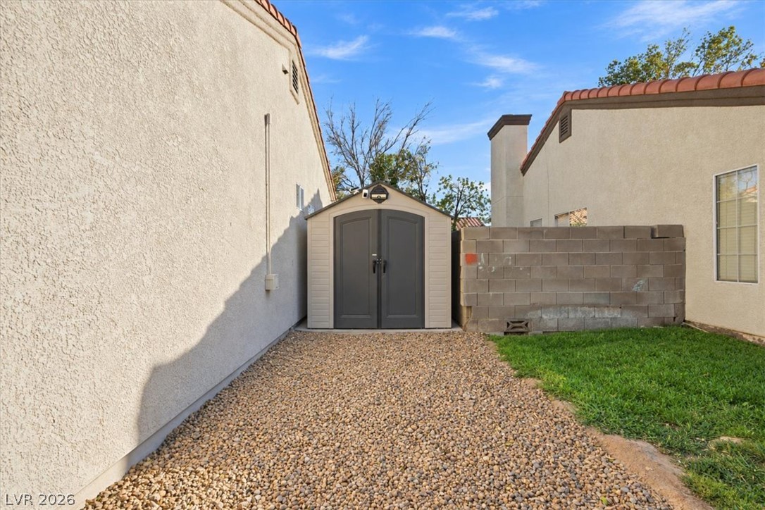 4517 West La Madre Way Property Photo 4