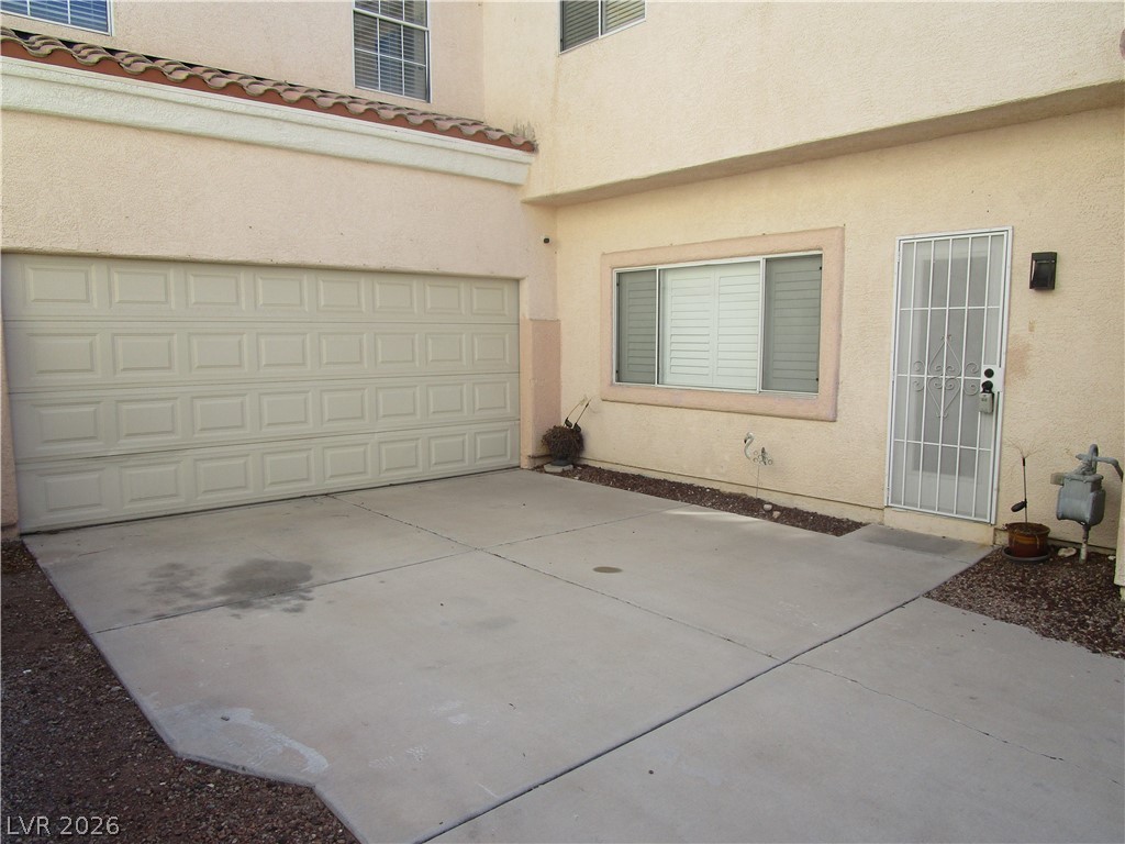 6265 Overhang Avenue Property Photo 4