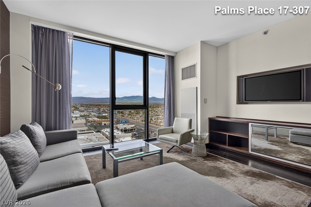 4381 West Flamingo Road 1707 Property Photo 15