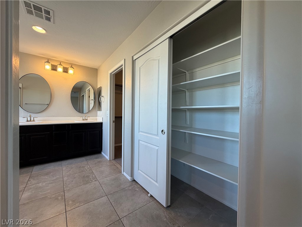 7753 Eastham Bay Avenue Property Photo 18