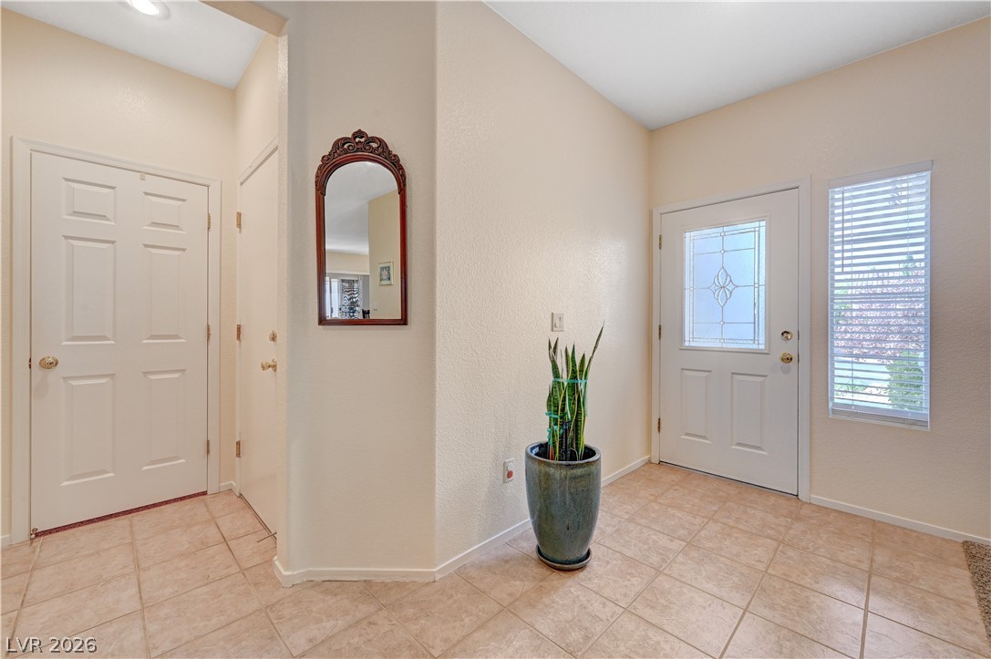 10255 Songsparrow Court Property Photo 6