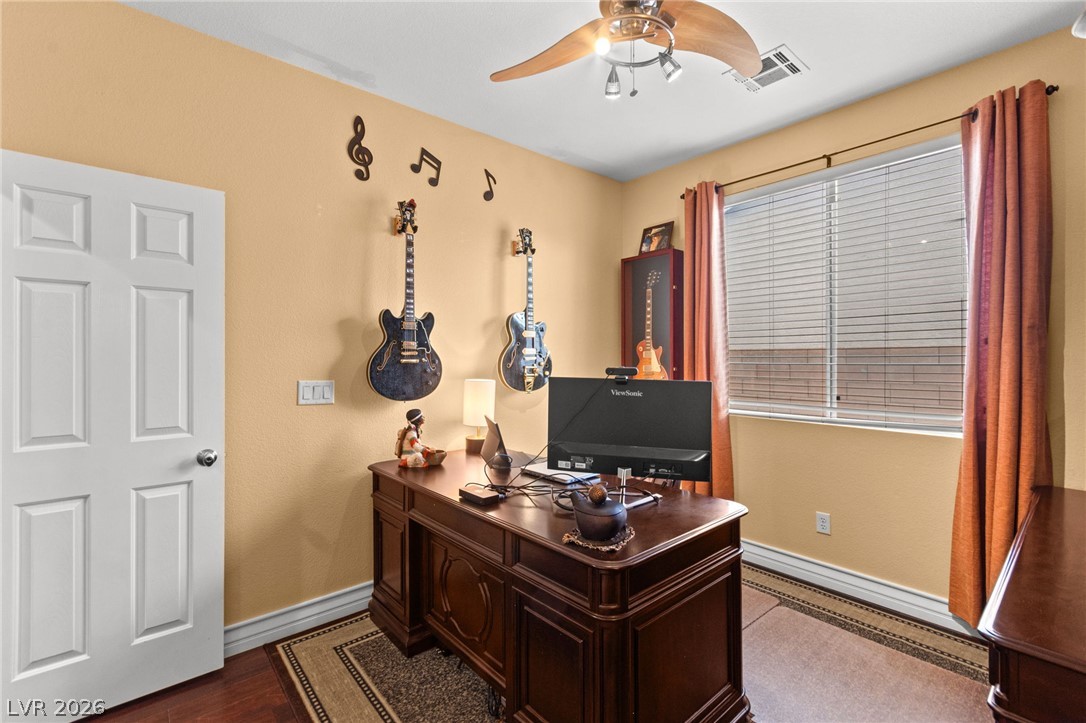 680 Coral View Street Property Photo 21