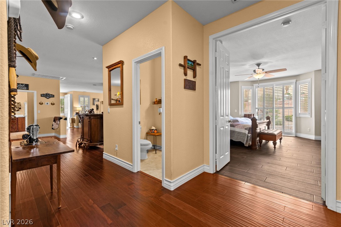 680 Coral View Street Property Photo 26