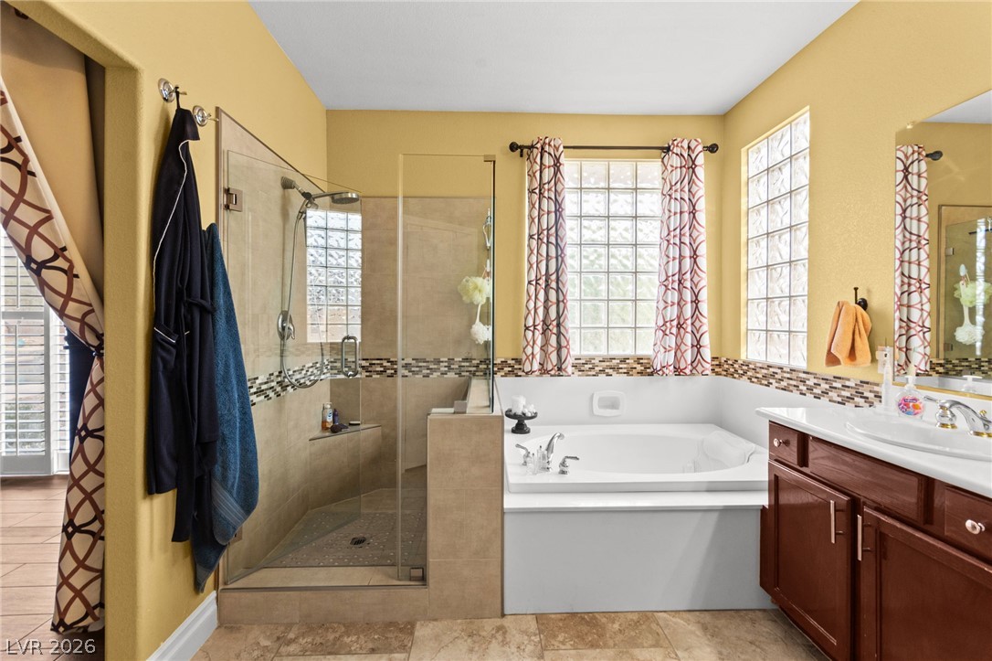 680 Coral View Street Property Photo 29