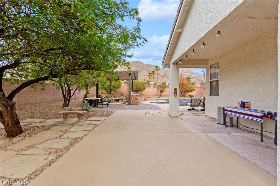 680 Coral View Street Property Photo 40